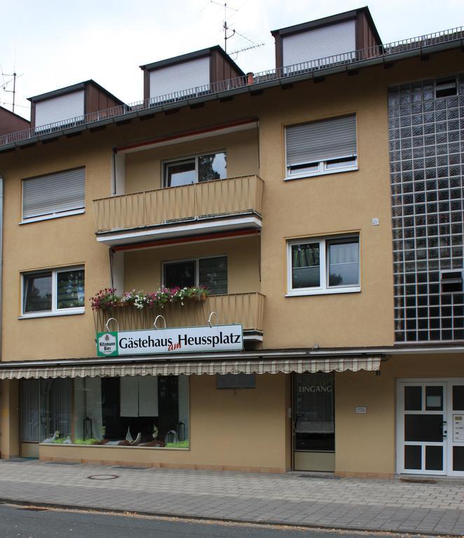 Gaestehaus Am Heuss-Platz Erlangen Exterior foto